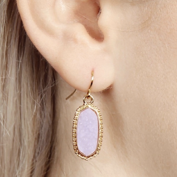 LAST PAIR of these Gorgeous Lavender and Gold Toned Dangle Fishhook Earrings - Picture 5 of 5
